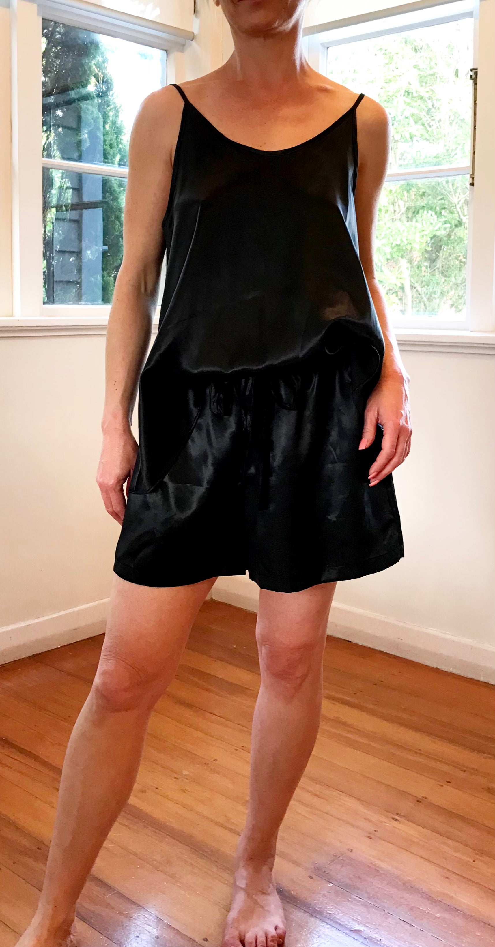 Silk pyjamas for women, colour black