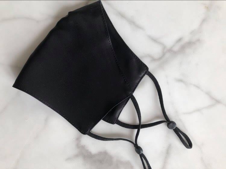 Silk face mask