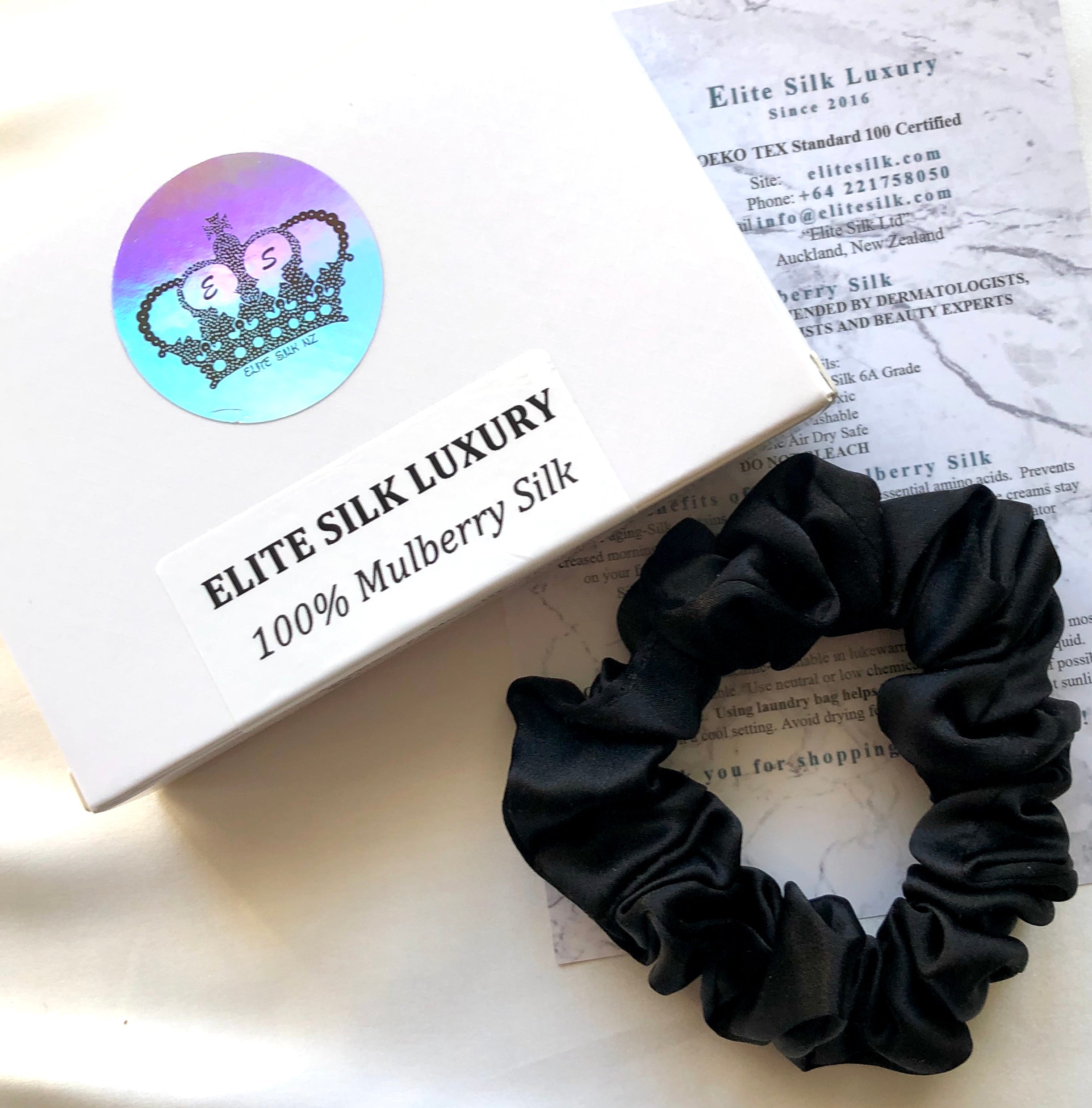 22 Momme Silk Scrunchie, black colour